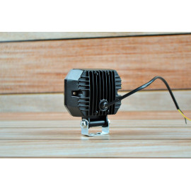 Додаткова світлодіодна LED фара 20Вт квадратна з ДХО Червоного кольору.