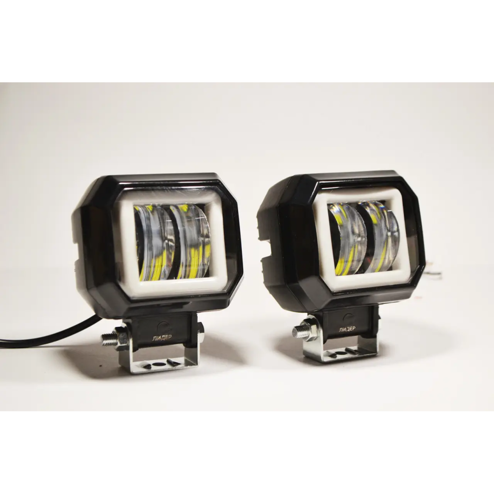 Додаткова світлодіодна LED-фара 20 Вт квадратна з ДХО Чіткою світловою тіневий кордоном (Комплект)