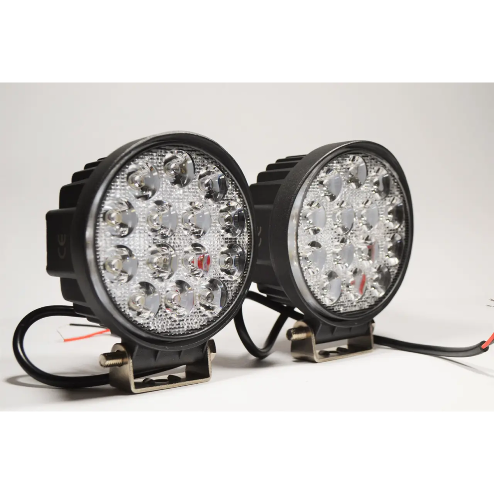 Світлодіодна LED-фара робоча 42W/60° 42 Вт.(3 Вт*14ламп) Широкий промінь (Комплект 2 шт.)