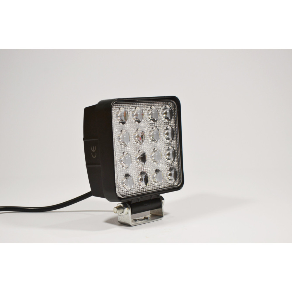 Світлодіодна LED фара робоча 48W/ 48Вт,(3Вт*16ламп) Вузький промінь (Товщина корпусу 6см)