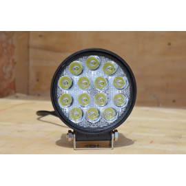 Світлодіодна LED фара робоча 42W/60° 42 Вт.(3Вт*14ламп) Широкий промінь світла